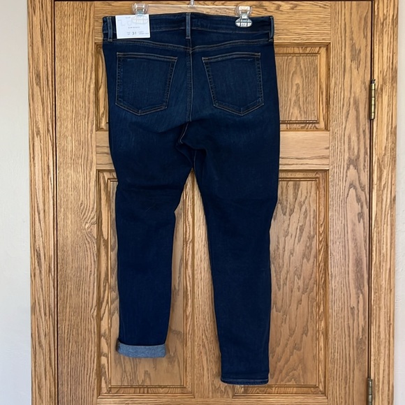 NWT LOFT Curvy Skinny Crop Pants, Size 12 Petite - Picture 2 of 8